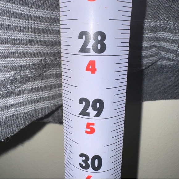 Men’s Hurley Brand Grey Striped Long Sleeve Casual Soft Simple Shirt Size: L - Picture 15 of 16